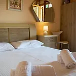 And Meri Apartman Néo Klíma
