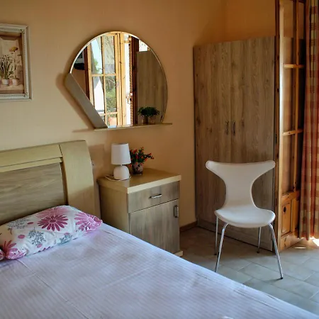 And Meri Apartment *