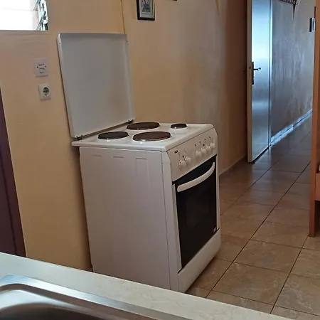 And Meri Apartment